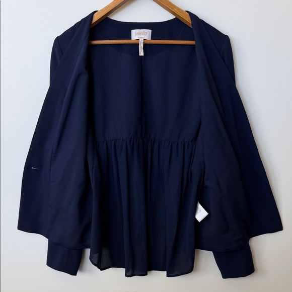 Laundry by Shelli Segal Navy Sleeveless Blouse V-Neck Size 10 NWT - Picture 9 of 12